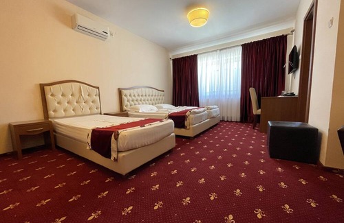 Hunedoara Hostal | Hostel Paltinis
