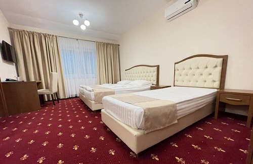 Hunedoara Hostal | Hostel Paltinis