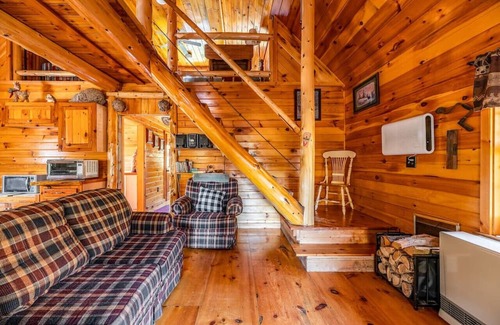 Anson Casa | Nature Lover's Paradise: Cabin w/ Scenic Trails