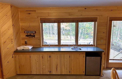 Cook Casa | Beautiful Lakeside Property Perfect for Any Season