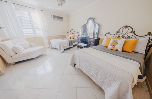Rincon Casa | Hacienda with Private Pool with waterfall, pool table and more!