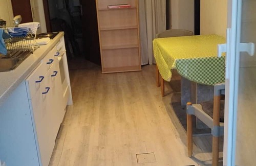 Rot am See Apartamento | Apartment 'Einliegerwohnung Gretels Idyll' with Private Terrace and Wi-Fi