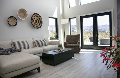 Nathrop Casa | Canyon Viewhouse - Private residence with relaxing hot tub
