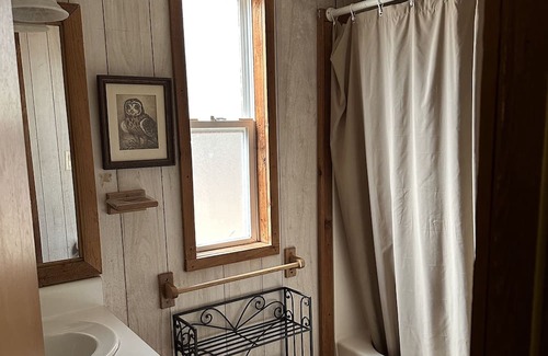 Dover Cabina | NEW LISTING! Private Cabin with Big Piney Creek frontage!