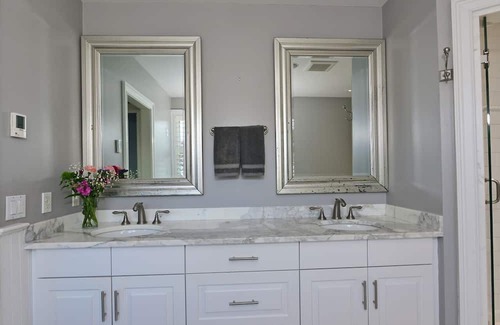 Easton's Point Casa | 7 Bedroom, oversized lot, back decks, walk to beach, water views, 2 living units