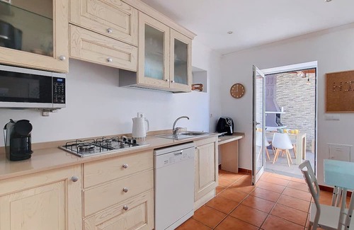 Calheta Casa | Arco Beach by LovelyStay