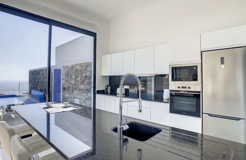 Estrela da Calheta Casa | Casa dos Amores by LovelyStay