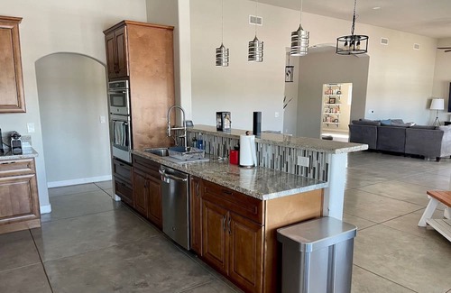 Vail Casa | Private Desert Oasis on 4 Acres with Private Lap Pool & Hot Tub