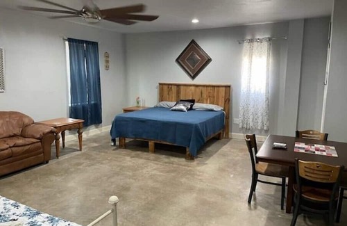 Port Lavaca Apartamento | Sunset Haven: Your Seaside Escape