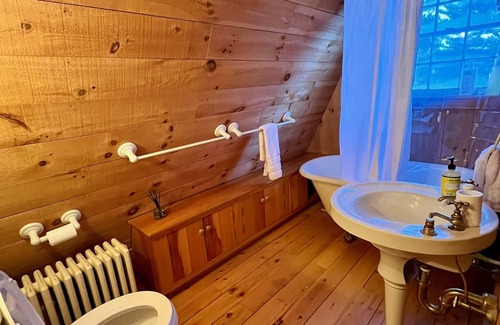 Bristol Chalet De Esquí | All-season mountain escape