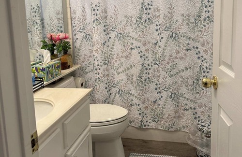 Mira Loma Casa | Family Friendly Suite in Eastvale