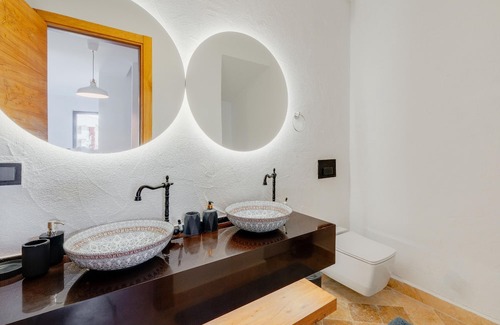 Alacati Apartamento | Vacation flat w pool and balcony, 5 min to beach