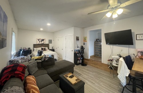 Shirley Apartamento | Dog friendly Summer rental, Memorial to labor day +, yard and pool close2beach