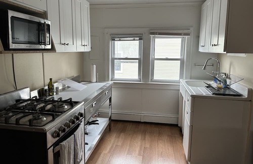 Manasquan Casa | 5 Minutes walking distance to beach! cozy, clean place to staying.