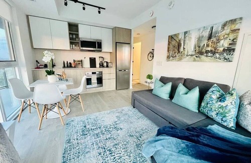 Wellington Place Apartamento | Waterfront Serene Heights