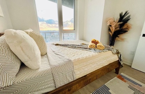 Wellington Place Apartamento | Waterfront Serene Heights