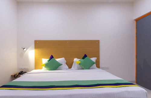 Hadapsar Hotel | Treebo Savali Inn Executive, Amanora