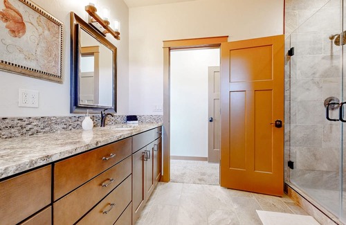 Montrose Casa | Spacious home with mountain views, modern comforts, & outdoor access