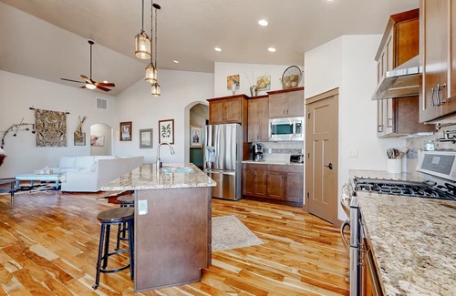 Montrose Casa | Spacious home with mountain views, modern comforts, & outdoor access