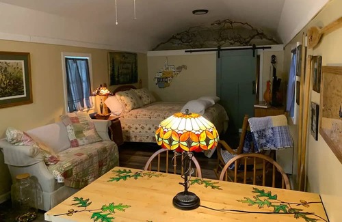 Mount Nebo Casa | Among the Oaks at Summersville Lake