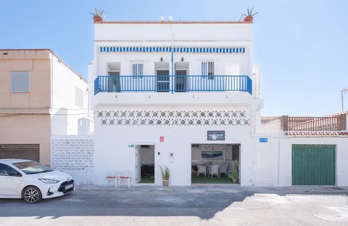 Playa de Almarda Casa | Holiday Home 'casAcamer' with Sea View, Wi-Fi and Air Conditioning