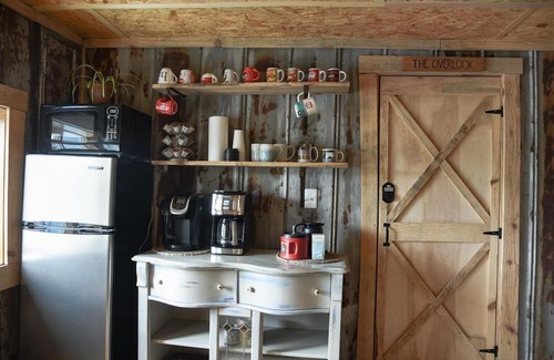 Tracy City Casa | Goat Pen Hostel - Overlook