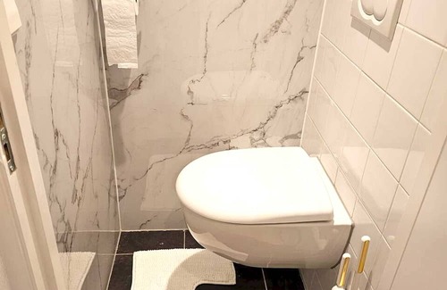 Lisse City Center Apartamento | Homerez - Beautiful apartement for 2 ppl. with terrace at Lisse