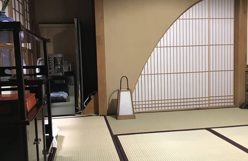 Himi Casa | 数寄屋造りのお宿です