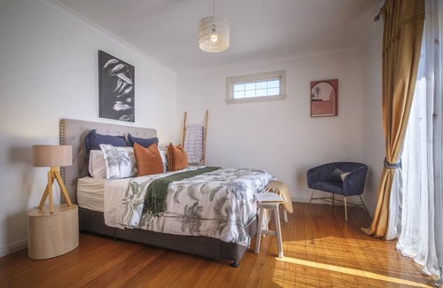 Mapua Casa | Beautifully renovated 3 bedroom 2 bathroom house in the vineyards of Mahana.