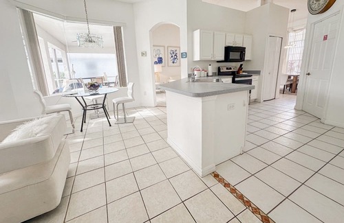 Westridge Casa | Grand Luxury Deluxe 4BR Pool Home near Disney Parks