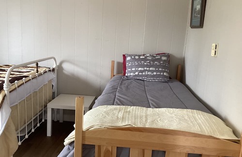 Terra Nova Cabaña | Beautiful cottage on a quiet pond, less than an hour from St. John’s.
