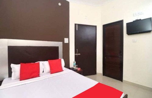 Jalandhar Hotel | Goroomgo Blessing Inn Jalandhar