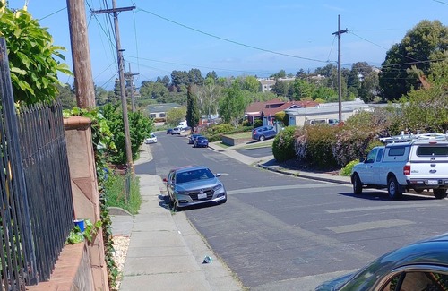 Pinole Apartamento | Excellent privacy on this Hill