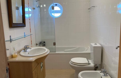 Paredes da Vitoria Condominio | Apartamento c/ Vista Mar - Piscina