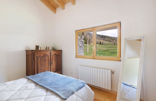 Llanars Casa | Holiday Home 'El Molí De Can Culí' with Mountain View, Private Terrace and Wi-Fi
