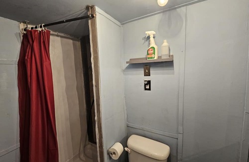 Bucks Apartamento | TinyHome for One in a Quiet, Rural Setting near Mobile and Atmore