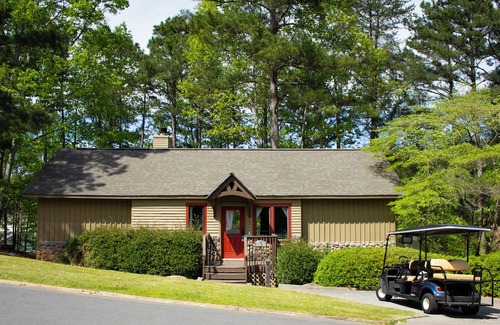 Buford Cabina | Lake Houses at Lanier Islands Resort