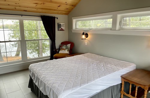 Frontenac Casa | Loughborough Lake Private Island