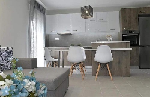 Nea Propontida Complejo | Crystallia SeaSide Maisonette by RentlsPro