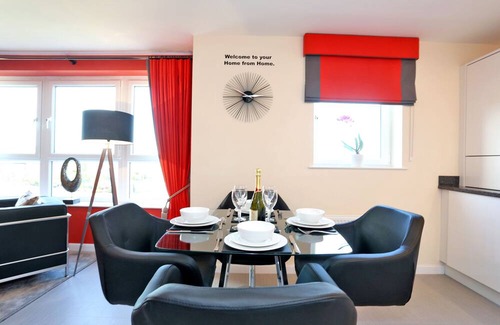 Dyce Apartamento | Vibrant Home in Aberdeen, Scotland