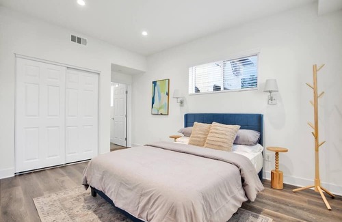Historic Filipinotown Casa | Newly built luxury condo near Downtown&Hollywood