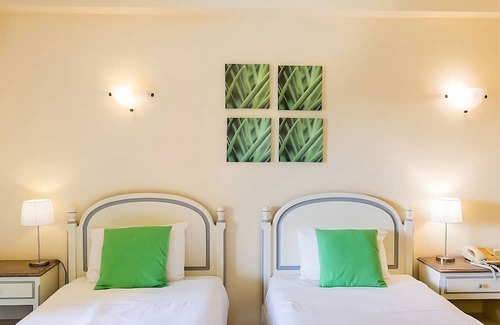 Figueiral Casa | Enjoy a Hassle-Free Stay! 1BR Apartment with Kitchenette, 2 Outdoor Pools!