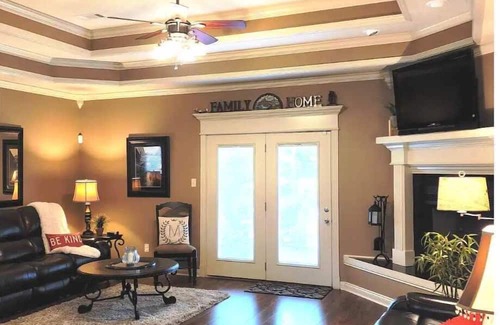 Beebe Casa | RaneyDay RedBird Retreat Water View/near Searcy AR