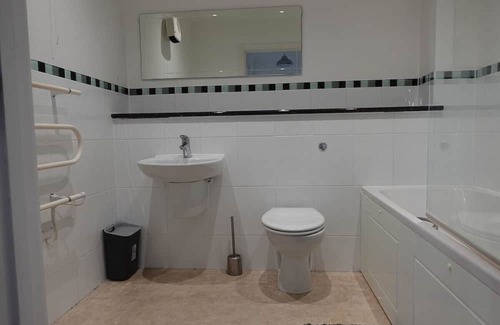 Colchester Apartamento | Guest Homes | Axial Apartment