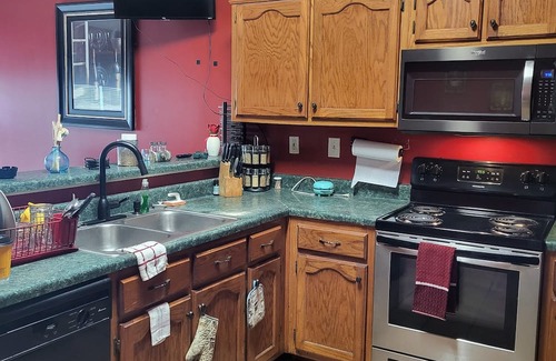 Horn Lake Casa | 3 BD Home Rental Near Walking Trail