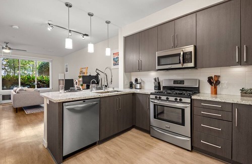 Little Italy Apartamento | Little Italy Studio w/ Office by Anyplace - 11664