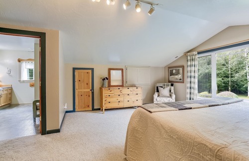 Forks Cabina | Quintessential Pacific Northwest Experience