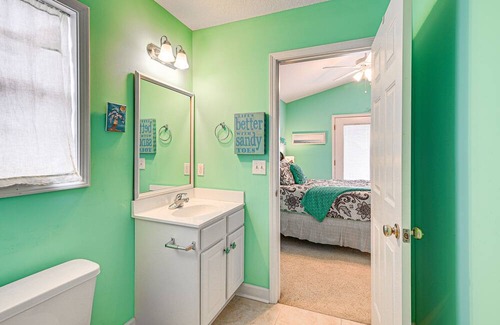 Garden City Villa | Murrells Inlet Villa w/ Pool: Walk to Beach!