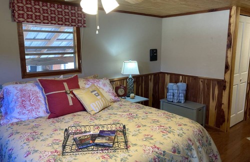 Mountain View Cabaña | Mountain Top Bungalow