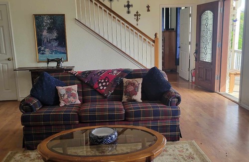 Boerne Casa | Private Gated Country Estate on Sprawling 3.5 Acres – Your Serene Getaway